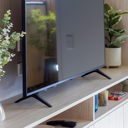 Downtown Delight: Studio At 8 Wilmer With Backyard Christchurch Zewnętrze zdjęcie